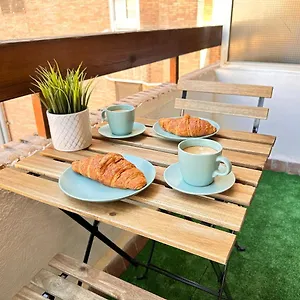 Apartamento Wonderful With Terrace - 15m Walk Giralda, Sevilla
